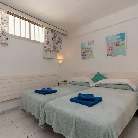 Santa Maria 130 - One Bed *